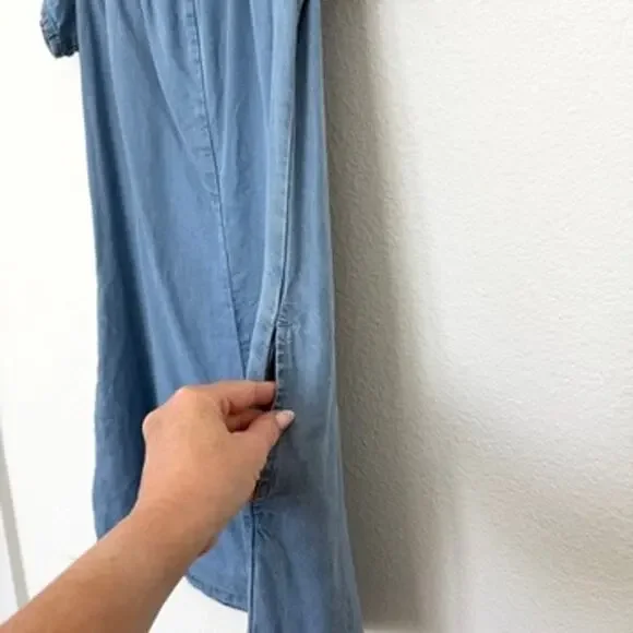KUT Chambray Off Shoulder Dress Blue Tencel Size 6 Pockets Casual Summer - Picture 7 of 7